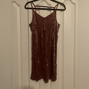 Roxy Shimmering Pink Velvet slip